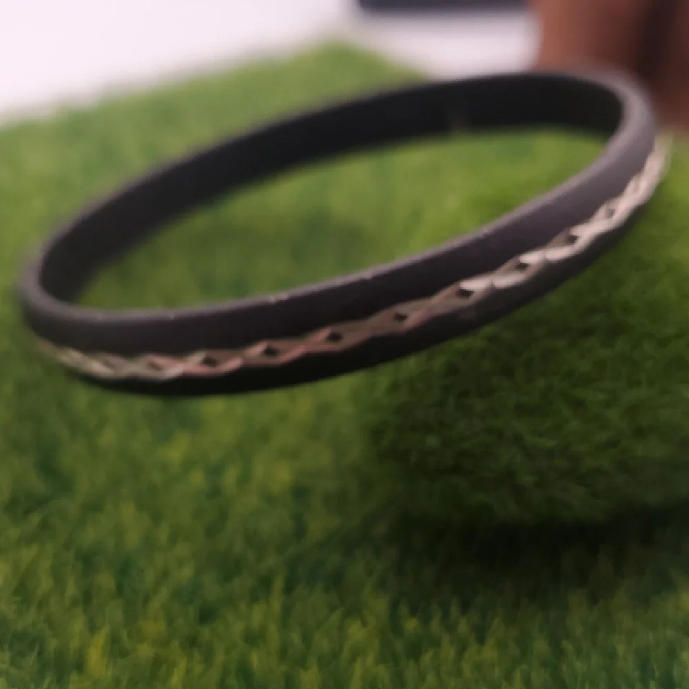 Black Lightning Tracks Bangle Bracelet B3325